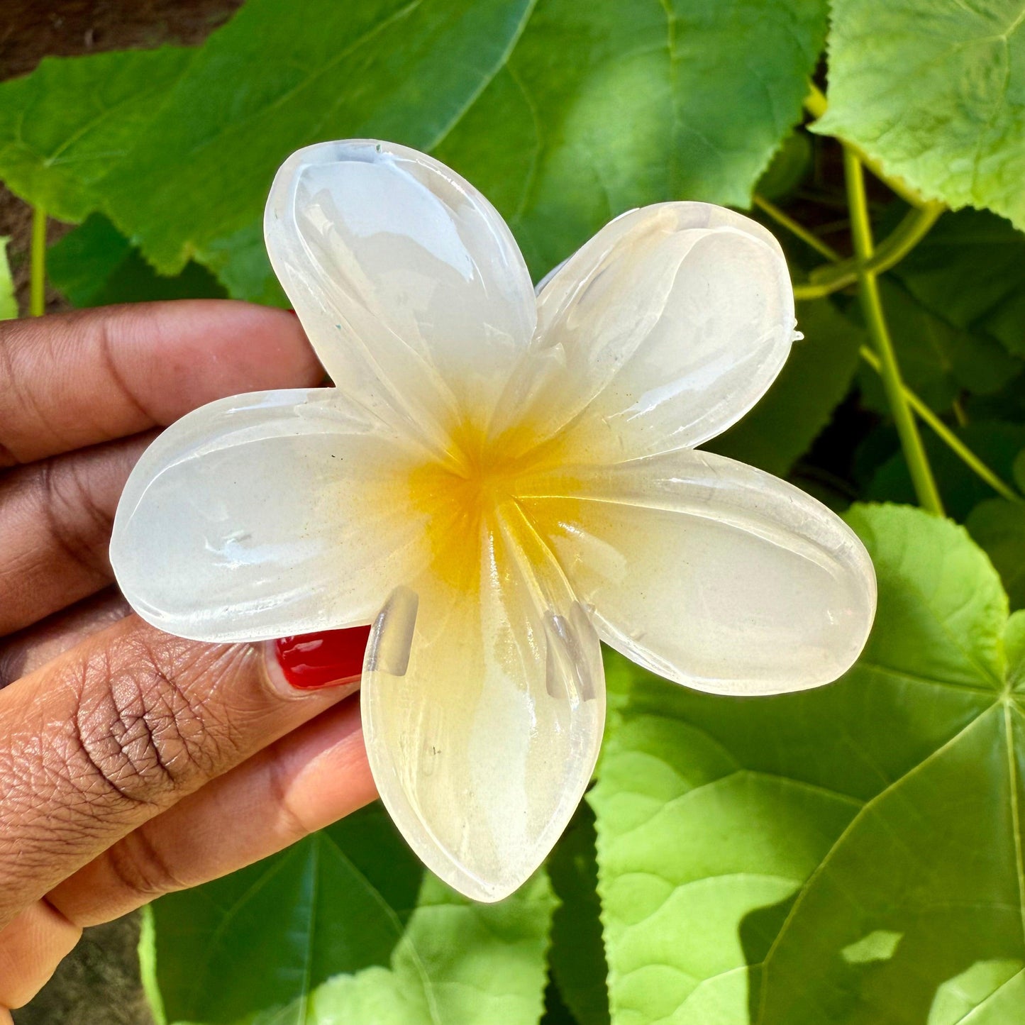 White Hawaiian Flower Hair Clip