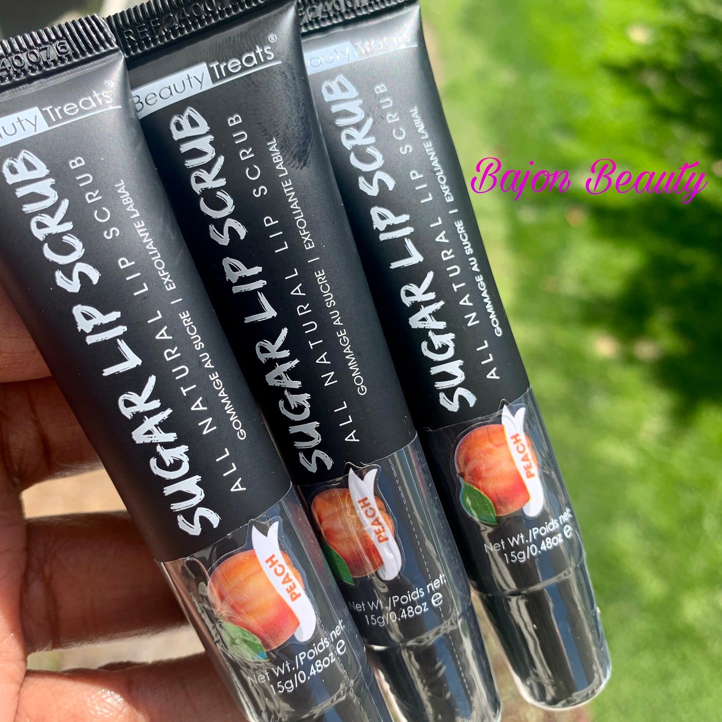 Peach Exfoliating Lip Scrubs