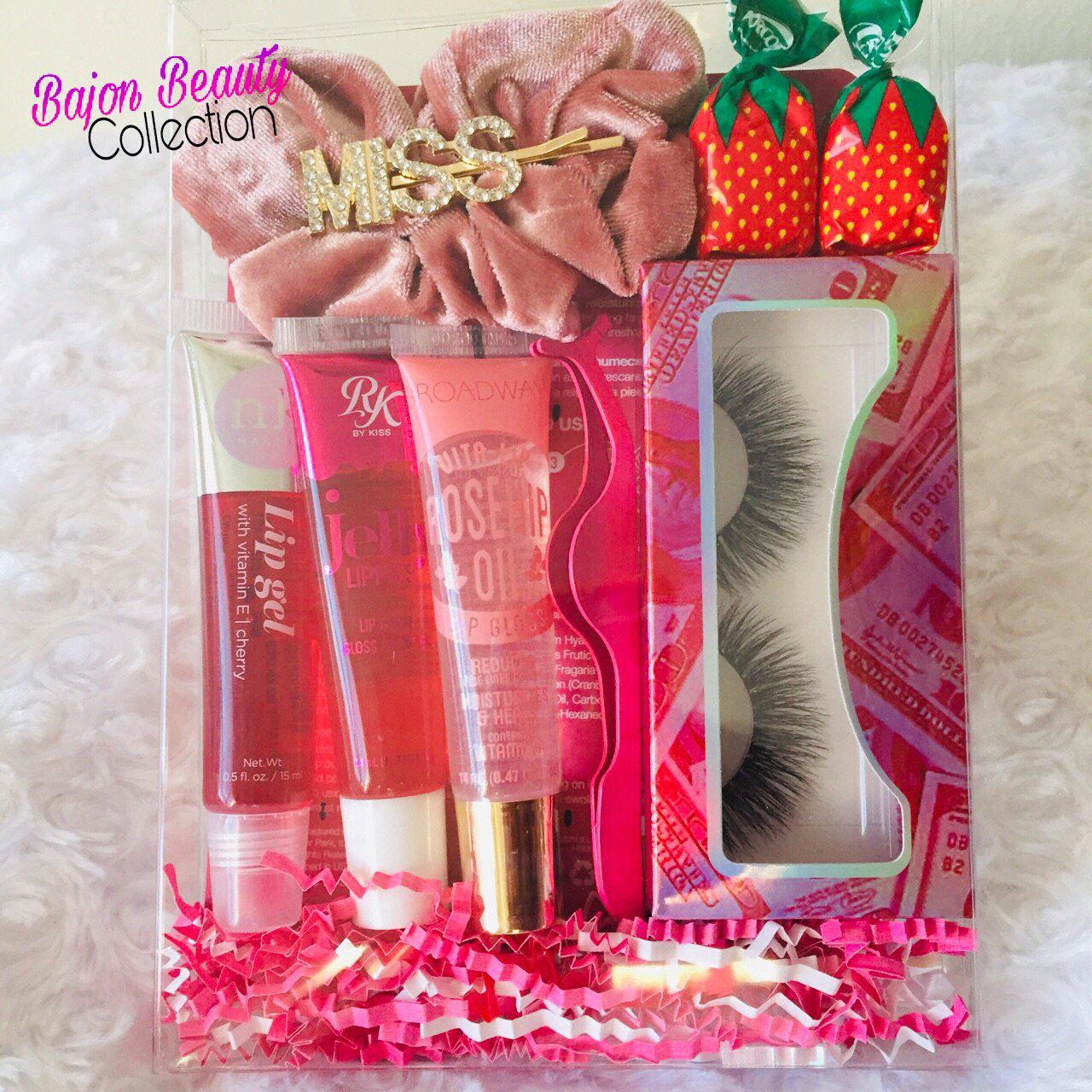 Lashes and Lip Gloss Gift Set