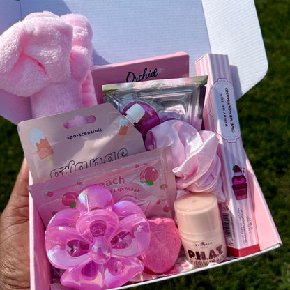 Soft Glam Pink Beauty Box