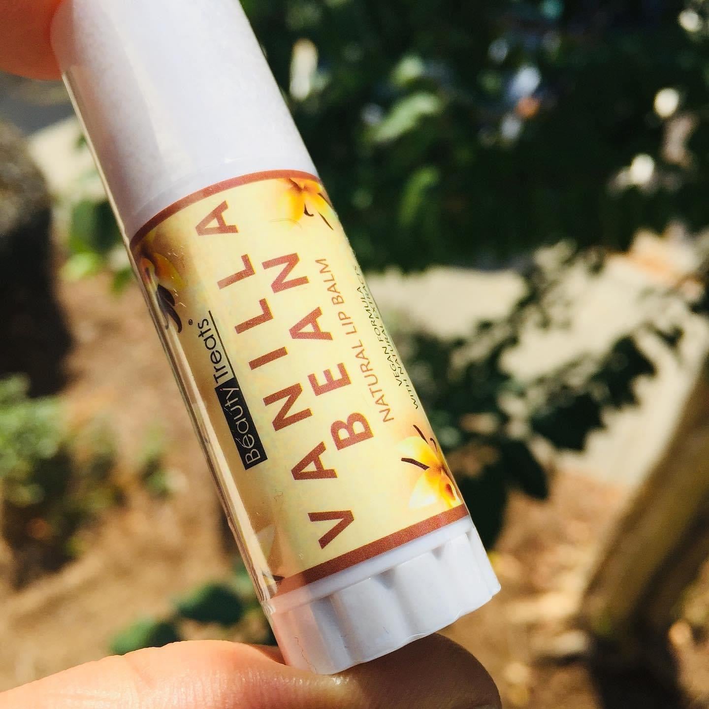 Vanilla moisturizing Lip Balm