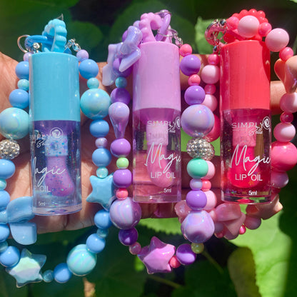 Hydrating lip oil in sleek tube with glossy applicator